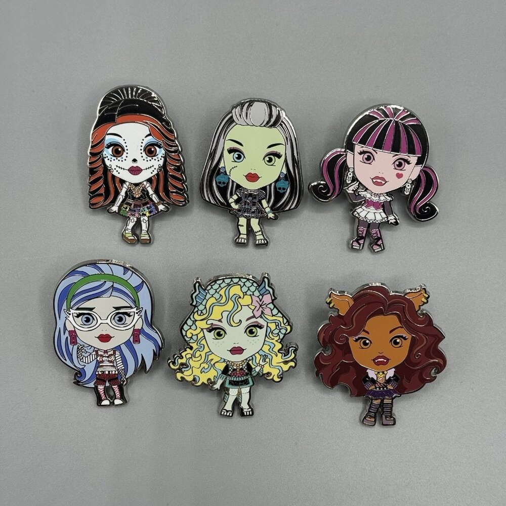 Monster High FULL SET OF 6 Chibi Pins New Open Box